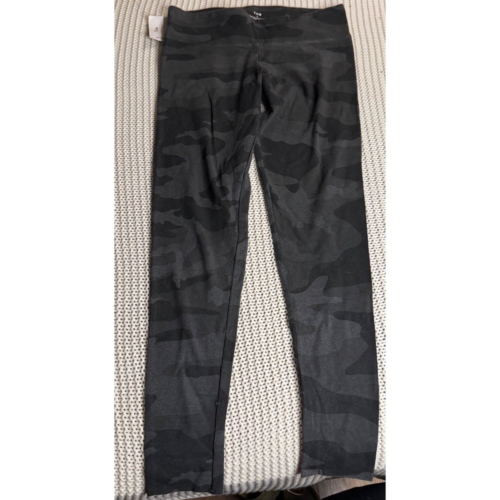 Aritzia Tna Equator Leggings Mamba Camo Black Grey Camouflage Size Small NWT